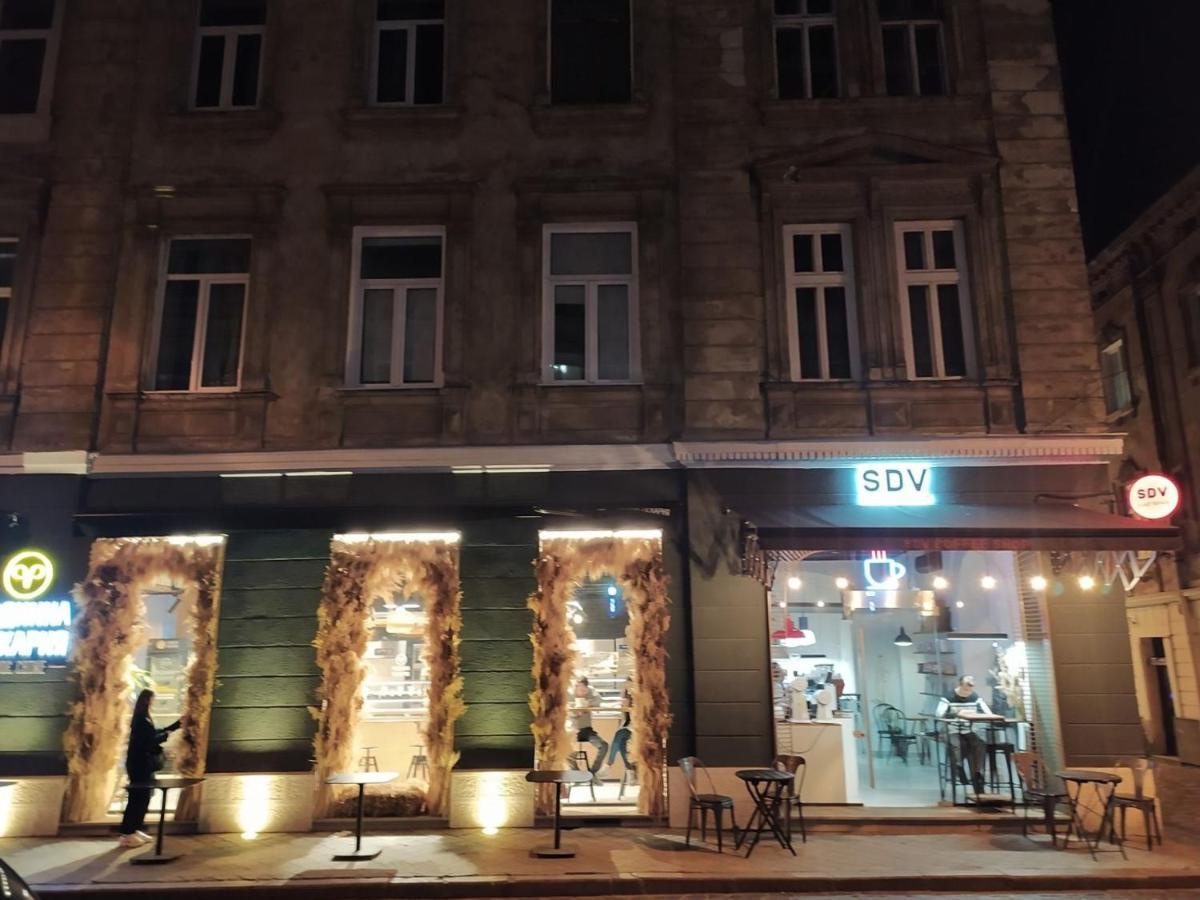 Apartment In The Centre Of Lviv Buitenkant foto