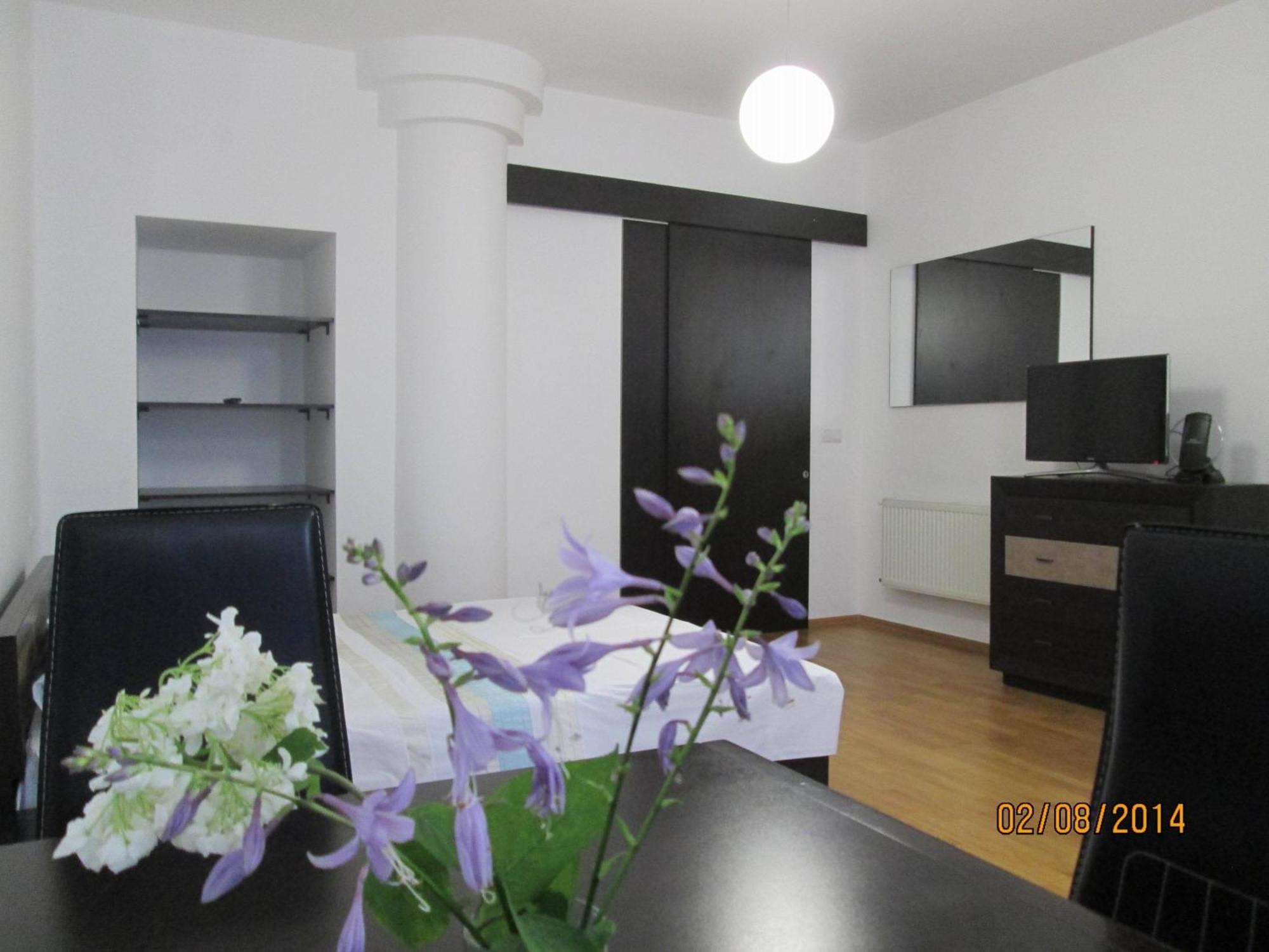 Apartment In The Centre Of Lviv Buitenkant foto