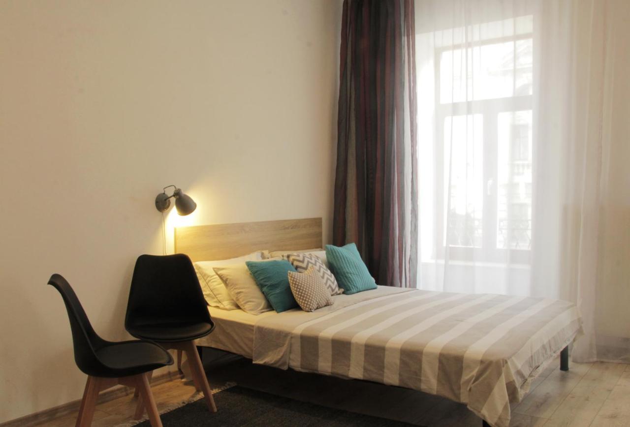Apartment In The Centre Of Lviv Buitenkant foto