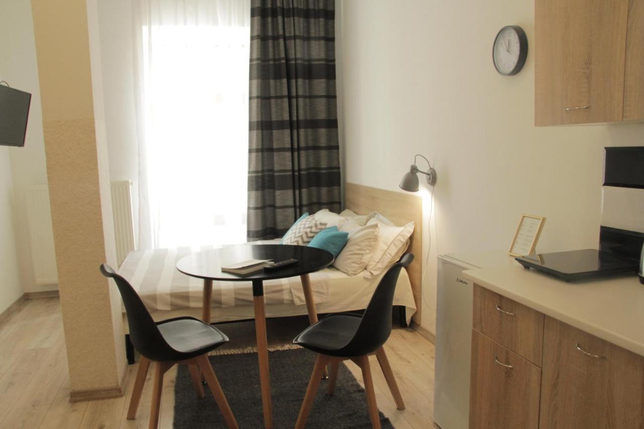 Apartment In The Centre Of Lviv Buitenkant foto