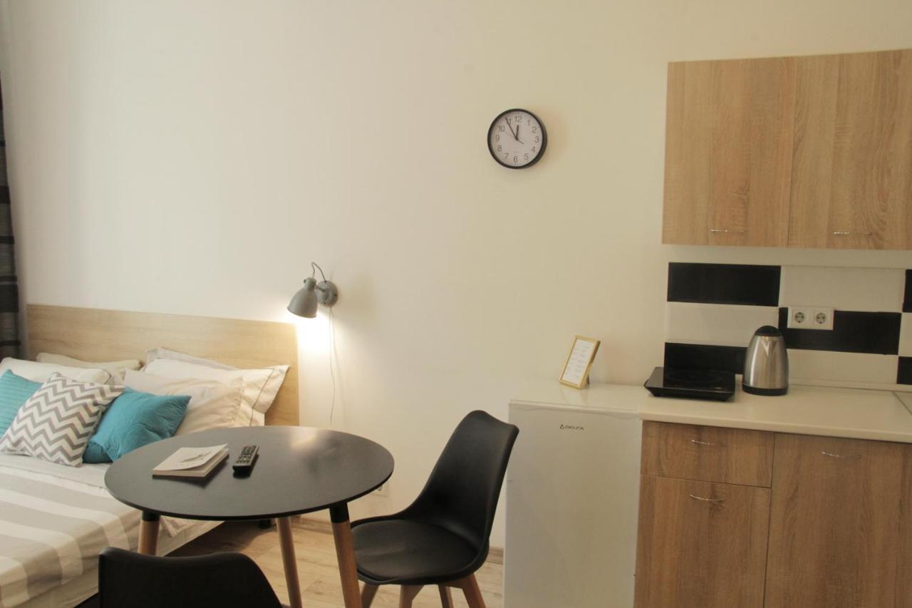 Apartment In The Centre Of Lviv Buitenkant foto