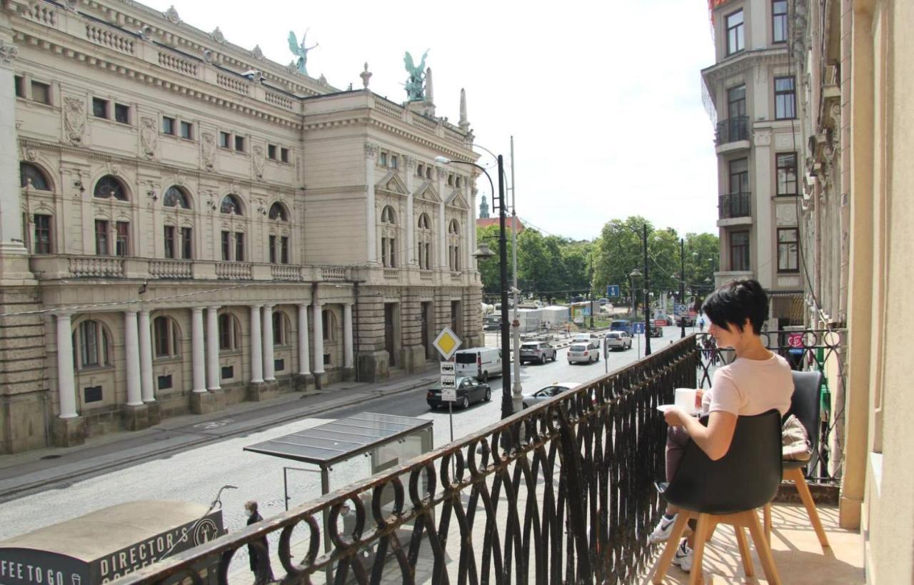 Apartment In The Centre Of Lviv Buitenkant foto